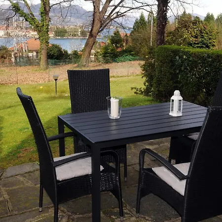 Apartment Lovingstresa3 Giardino Del