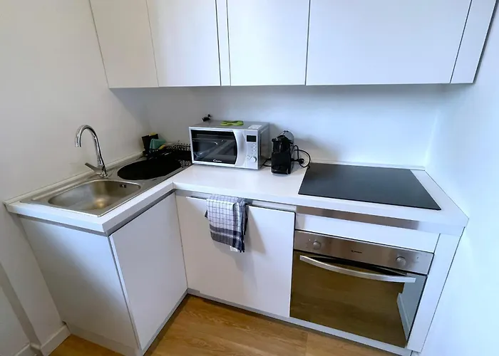 Lovingstresa3 Giardino Del Appartamento